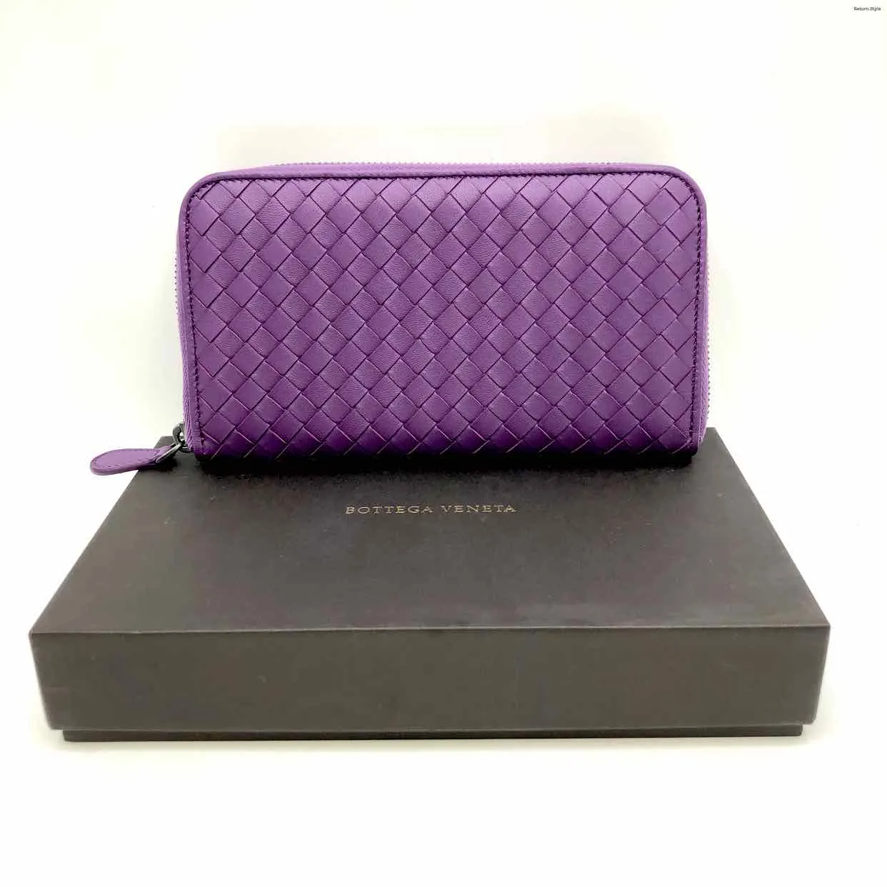 BOTTEGA VENETA Purple Leather Has tag! Woven 8 1 4 Wallet