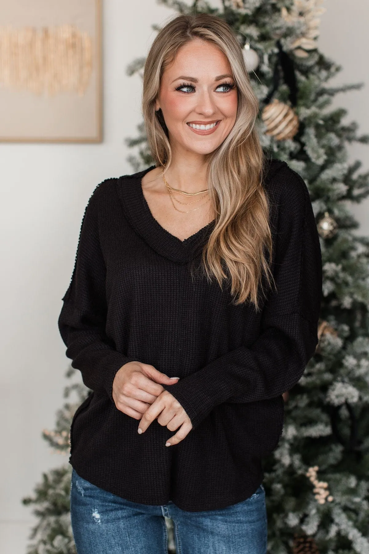 Effortlessly Happy V-Neck Knit Top- Black