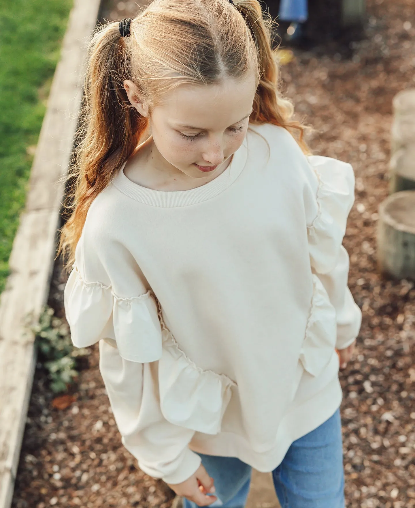 Kids' Ruffle Sweatshirt in Whitecap | Postie