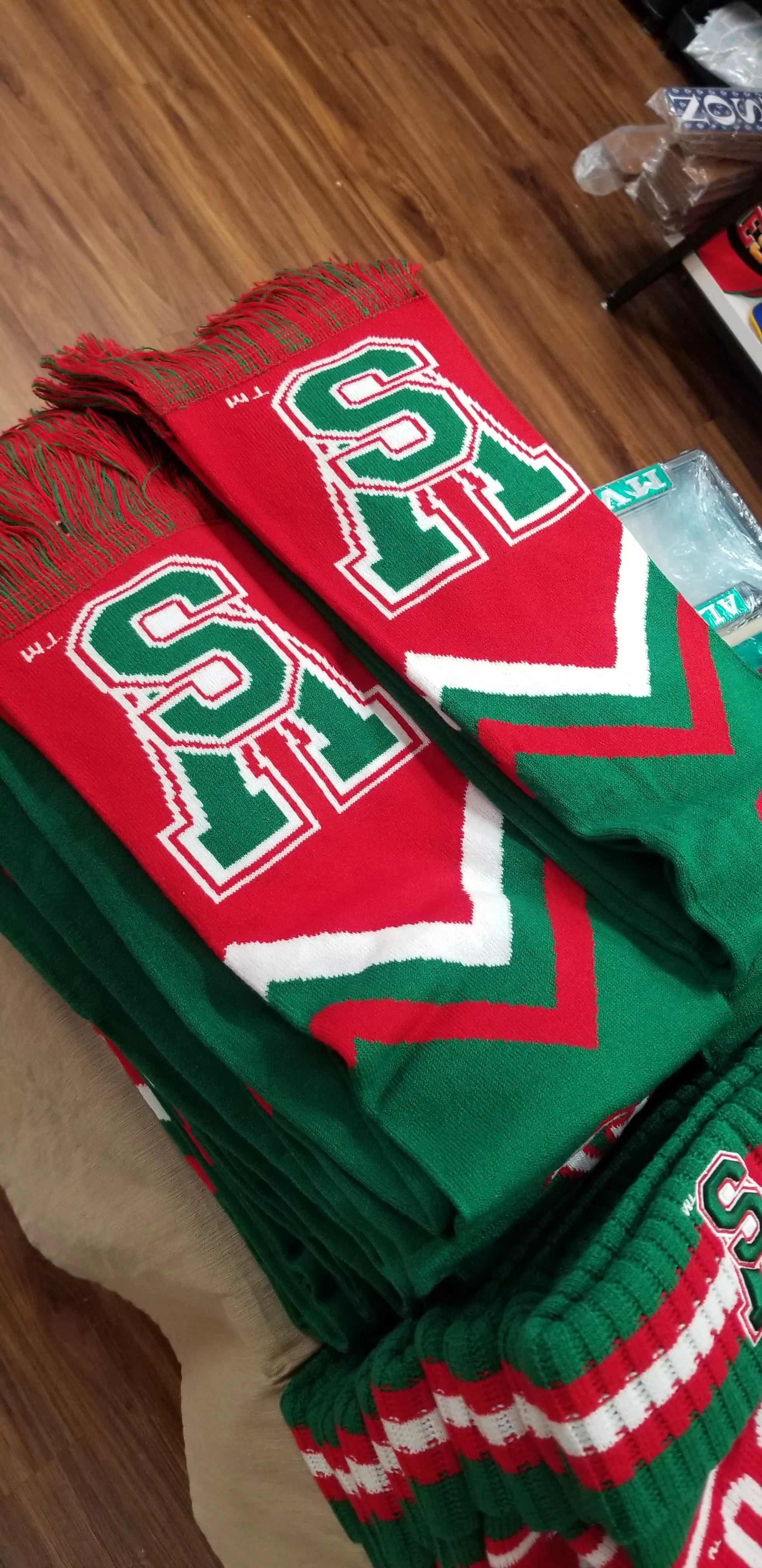 MVSU: Scarf