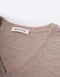 Rose V-Neck Knit Troncoso