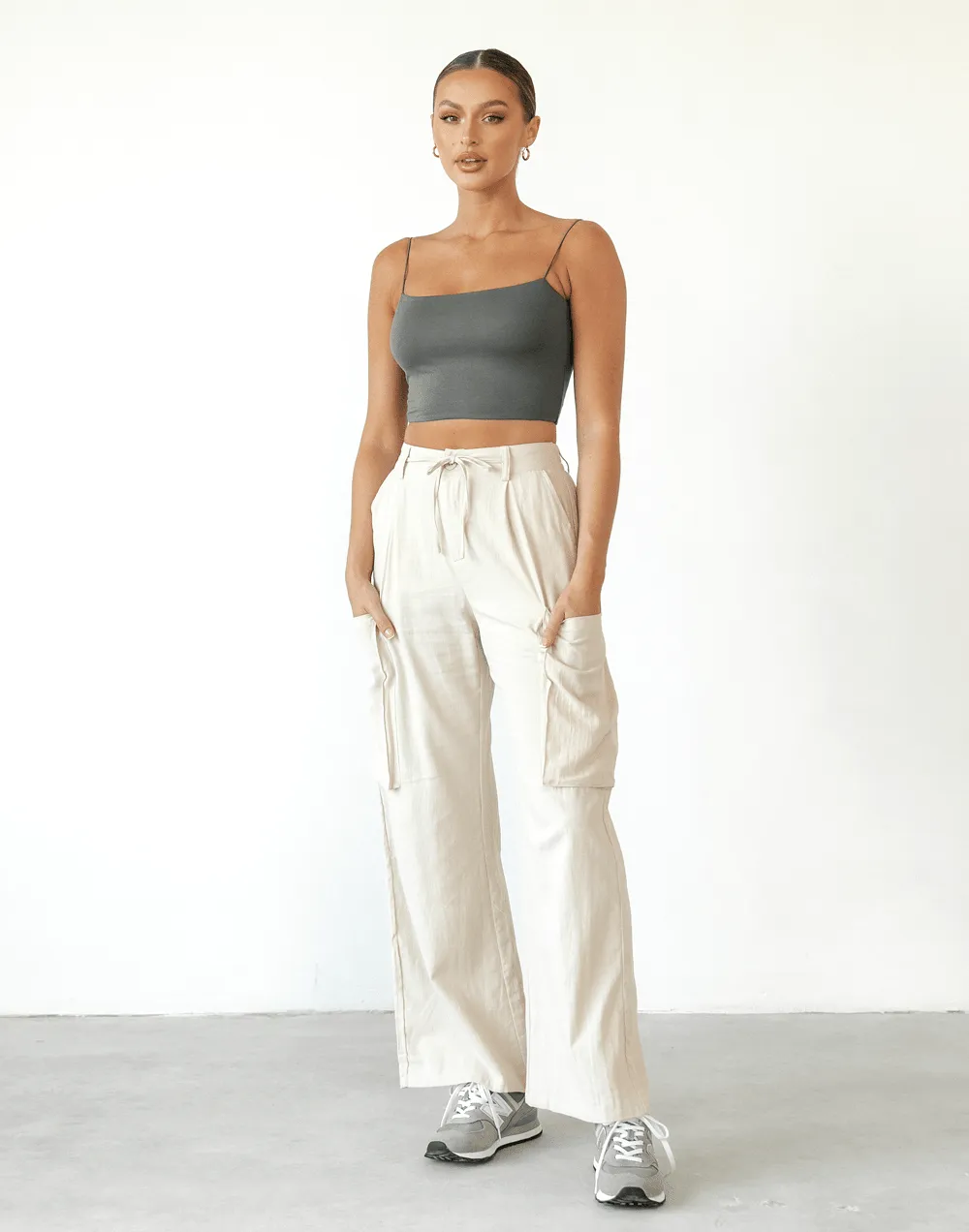 Tammy Crop Top (Khaki)