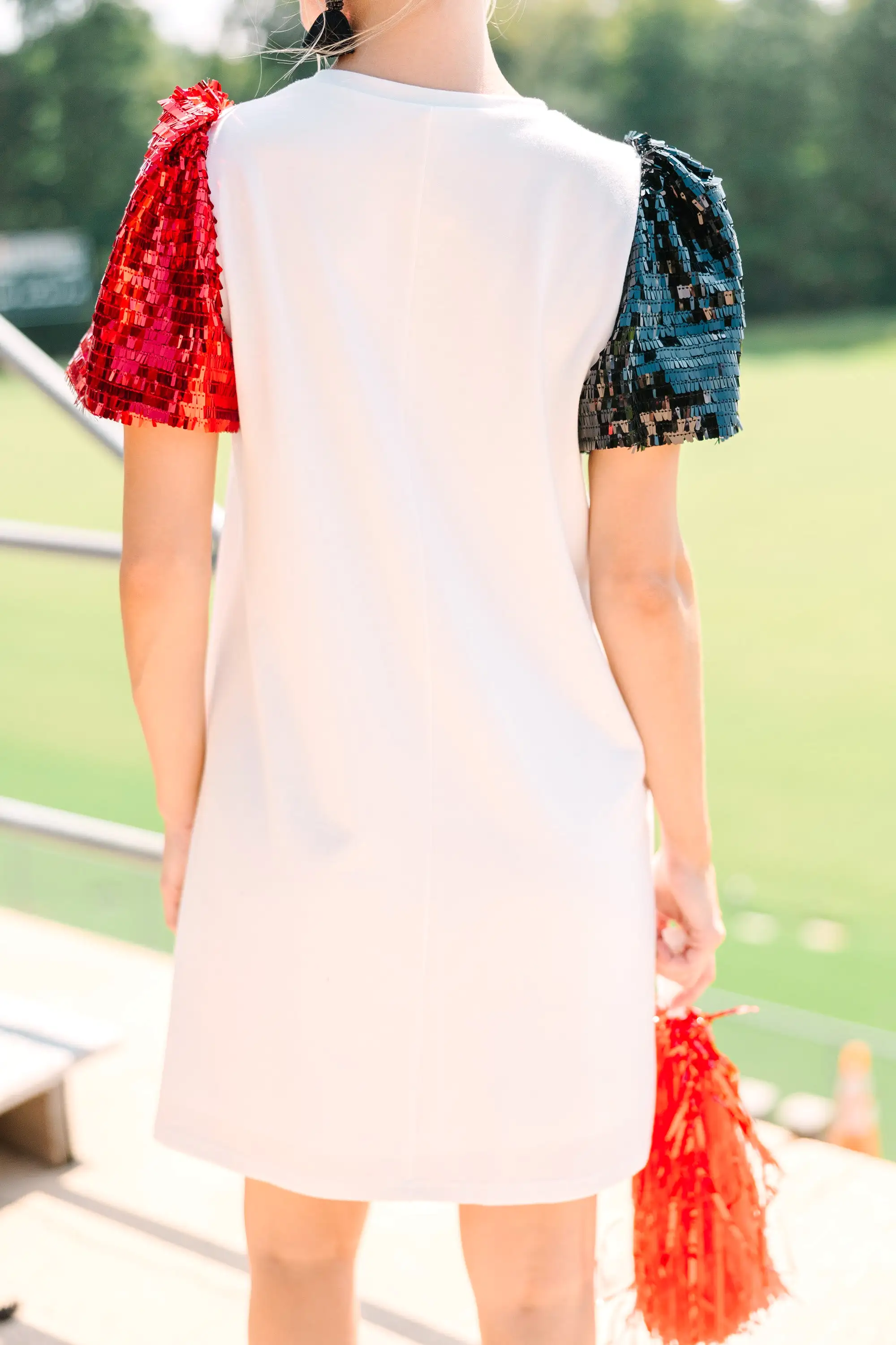 Walk On Red Sequin Puff Sleeve Dress